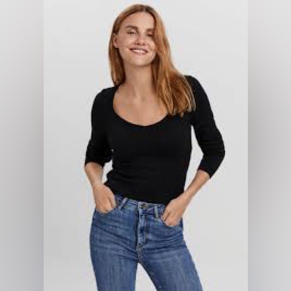 Vero Moda - NWT - Karma Long Sleeve Sweetheart Blouse - Size: XS - Picture 1 of 3